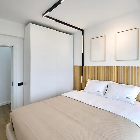 Absolute Sea View - Infinity Pool&spa&ev Friendly Apartment Mamaia