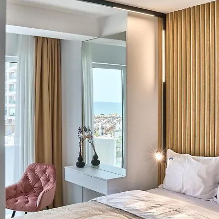 Absolute Sea View - Infinity Pool&spa&ev Friendly Apartment