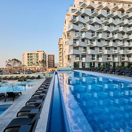 Absolute Sea View - Infinity Pool&spa&ev Friendly Apartment Mamaia